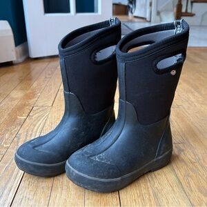 Bogs Black Winter Boots